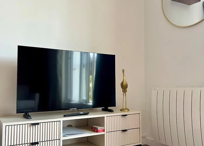 L'instant Villersois, Paisible Et Idealement Situe