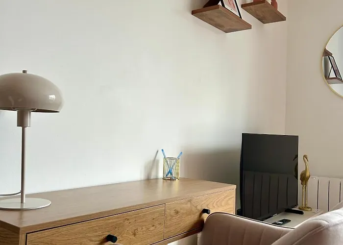 Appartement L'instant Villersois, Paisible Et Idealement Situe